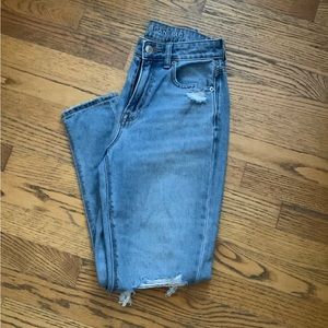 American Eagle Mom Jeans